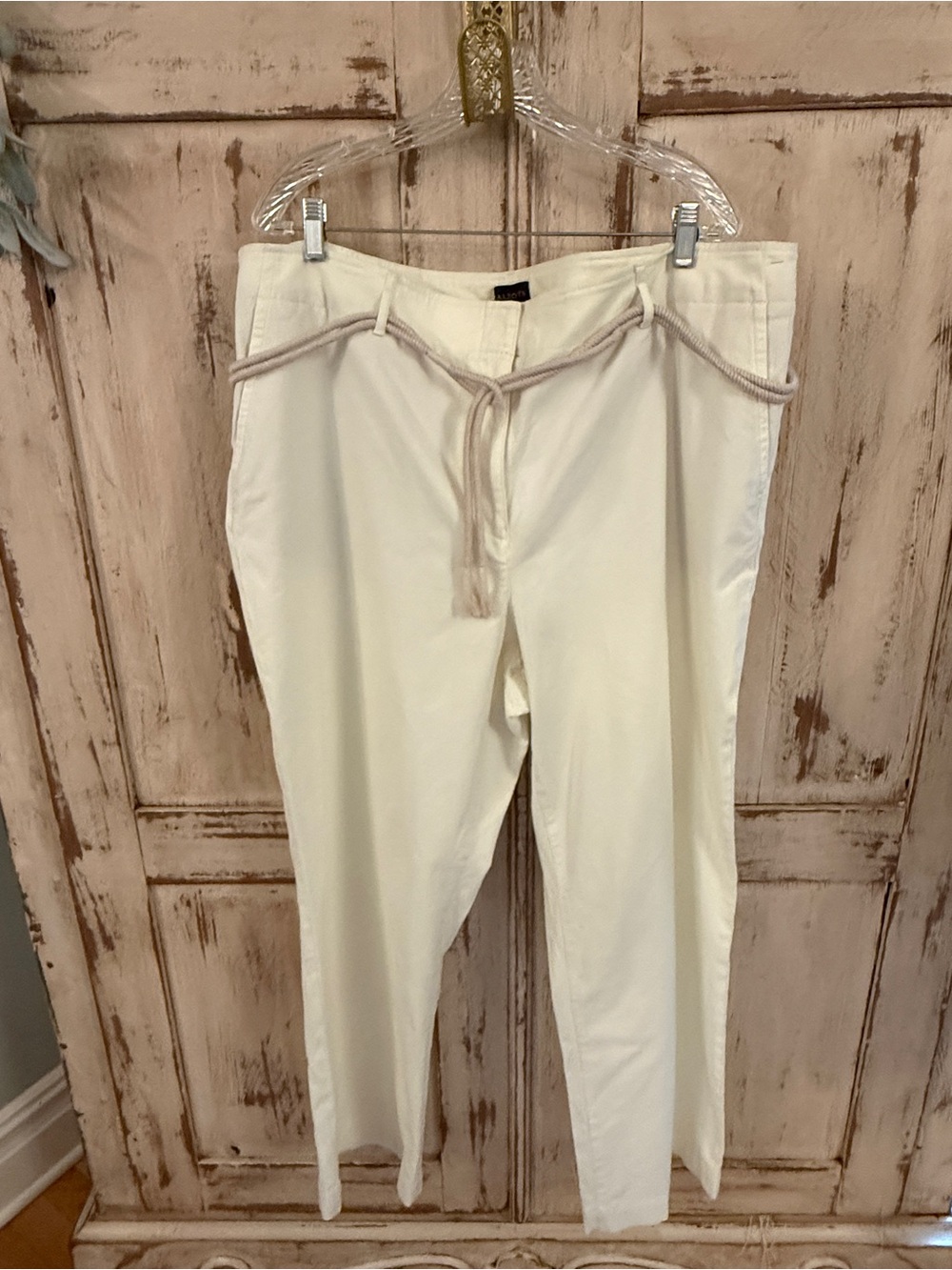 Talbots Wide leg Chino cotton blend pants with rope tie. NWT. Cream. 20W.